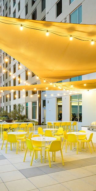 outdoor lounge